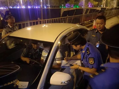 武漢規(guī)范出行市場 嚴(yán)查網(wǎng)約車證照 九月以來查處違規(guī)車51臺(tái)